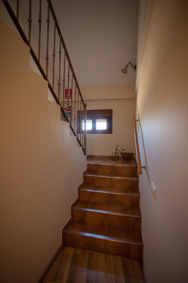 Apartamentos Rurales Romero Nohales エクステリア 写真